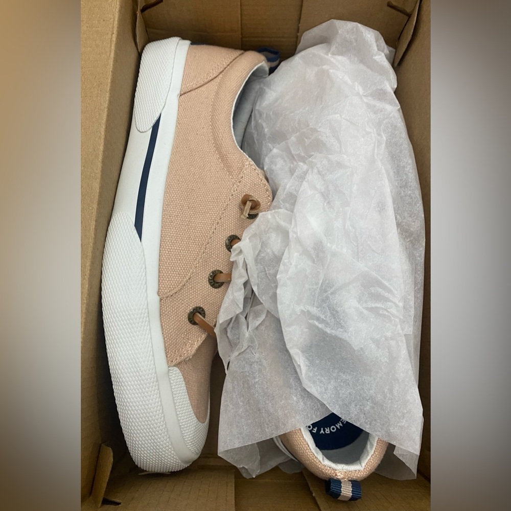 Sperry Kids Sneakers in Pink and White